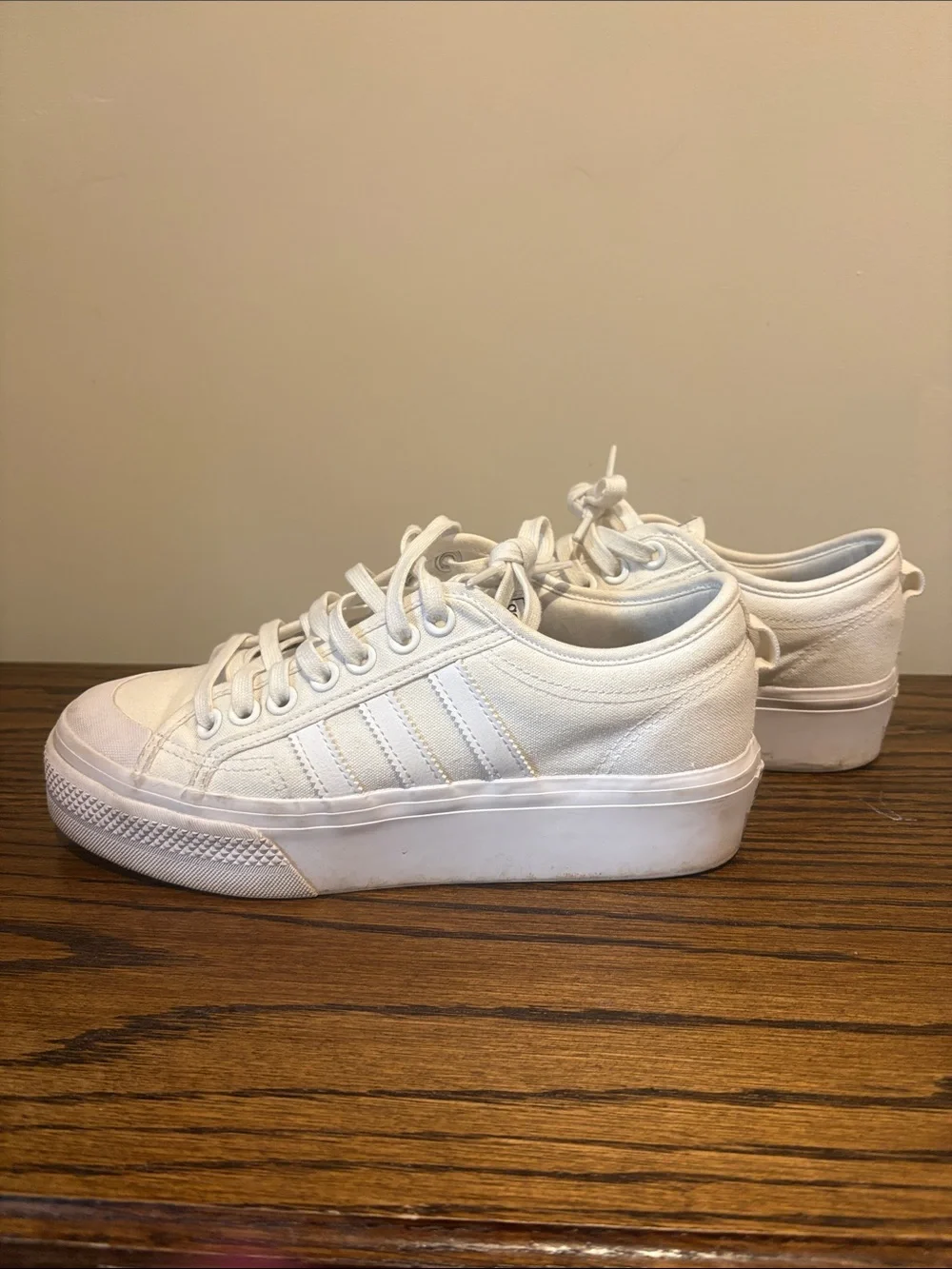 White Low-Top Platform Canvas Sneakers - Women